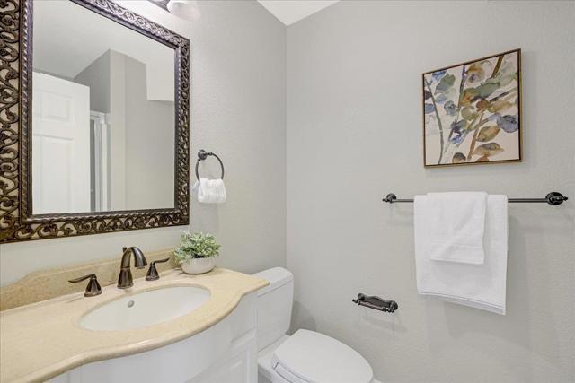 4480 Peacock Court, Dublin CA: https://media.crmls.org/mediaz/52b7bda1-fa4b-4740-95b6-e42110e7fe9a.jpg