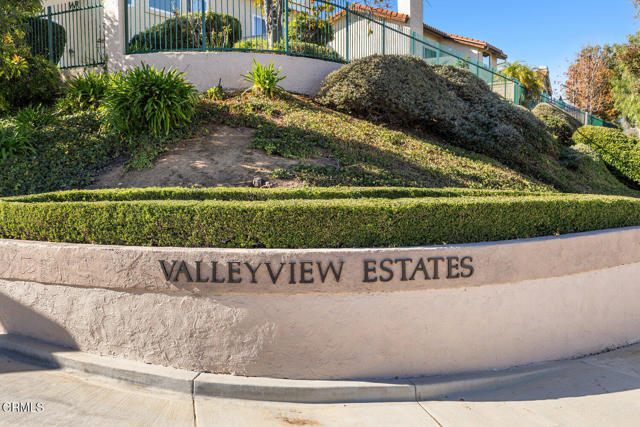 Detail Gallery Image 2 of 39 For 286 Golden Fern Ct, Simi Valley,  CA 93065 - 4 Beds | 2 Baths