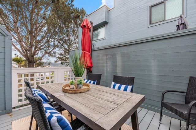Detail Gallery Image 10 of 22 For 853 America Way, Del Mar,  CA 92014 - 2 Beds | 1/1 Baths