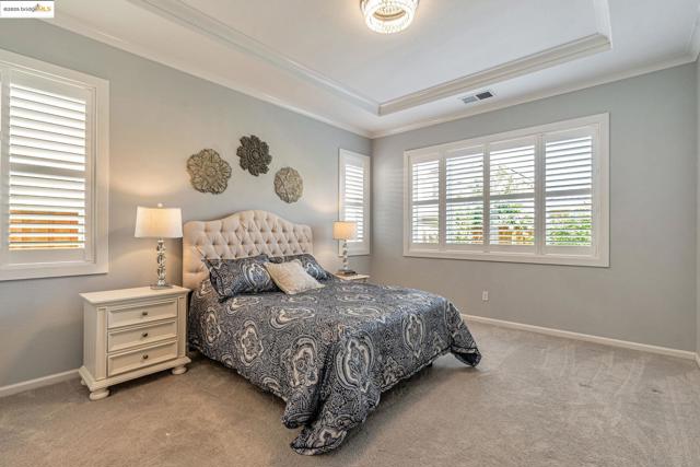 226 Wynn St, Oakley CA: https://media.crmls.org/mediaz/52b969c8-2143-400e-ae07-7e28613835e1.jpg