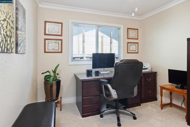3509 Gulfstream Street, Pleasanton CA: https://media.crmls.org/mediaz/52b9aa29-c004-4c50-bf55-a5e2d3070d33.jpg
