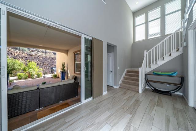 847 Cannondale Ct, San Marcos CA: https://media.crmls.org/mediaz/52ba9006-8392-4a68-b63f-bb9054c3e16f.jpg