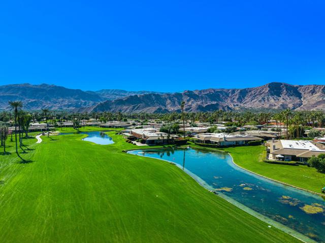9 Rutgers Court, Rancho Mirage CA: https://media.crmls.org/mediaz/52ba9403-0871-41ed-b60e-9aee68956649.jpg