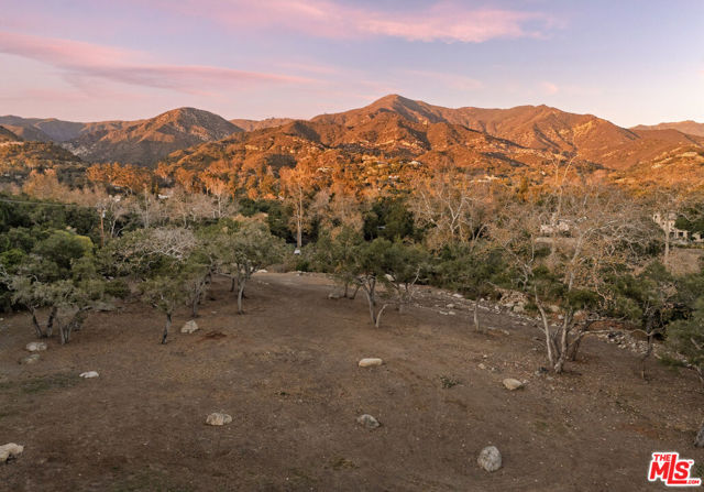 780 Ashley Road, Santa Barbara CA: https://media.crmls.org/mediaz/52baada9-950f-484a-b673-9238b0143064.jpg