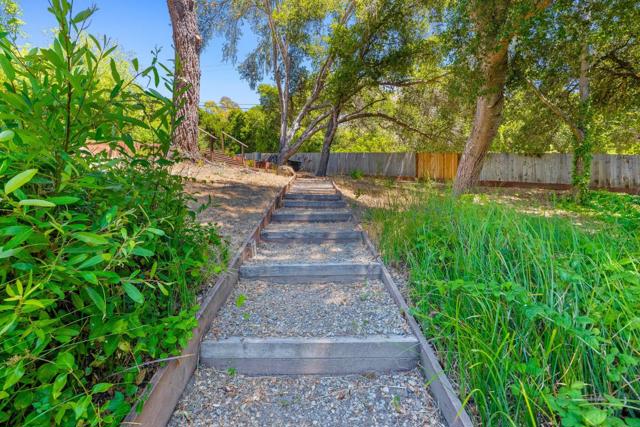 1284 Amesti Road, Corralitos CA: https://media.crmls.org/mediaz/52bdbe86-b016-4ac0-b99b-0fe71fda227c.jpg
