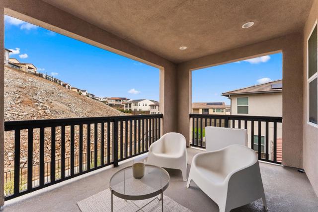 Image 26 of 51 For 1567 Corte Botanicas