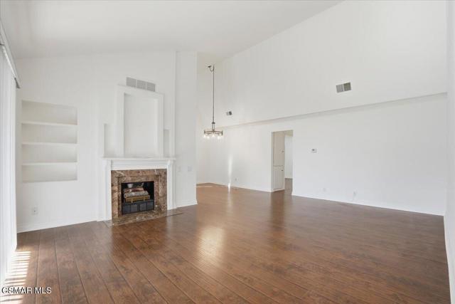 31505 Lindero Canyon Road, Westlake Village CA: https://media.crmls.org/mediaz/52becd3c-b05f-4192-ad19-8241d2e242a5.jpg