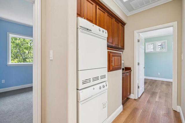 23583 Summit Road, Los Gatos CA: https://media.crmls.org/mediaz/52bf4442-9967-4a56-a405-e18ab4d7debd.jpg