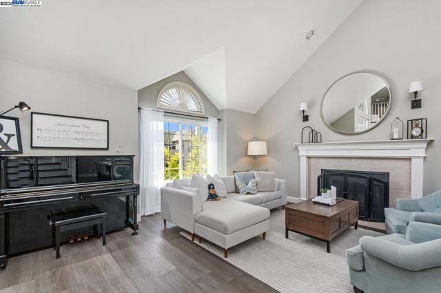 Image 9 of 49 For 2839 Victoria Ridge Ct