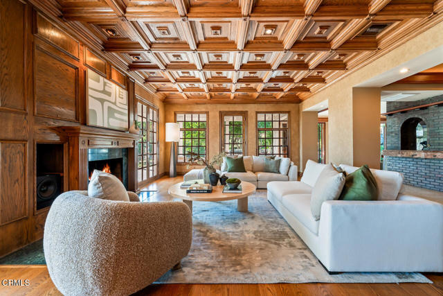 Detail Gallery Image 8 of 62 For 427 Long Canyon Rd, Bradbury,  CA 91008 - 5 Beds | 5/1 Baths