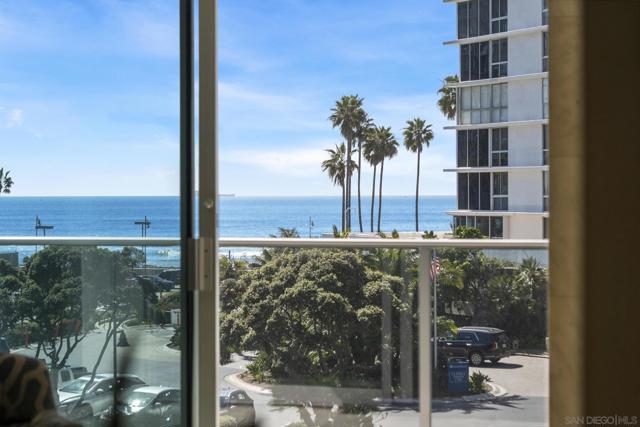 1770 Avenida Del Mundo, Coronado, California 92118, 2 Bedrooms Bedrooms, ,2 BathroomsBathrooms,Condominium,For Sale,Avenida Del Mundo,250029269SD