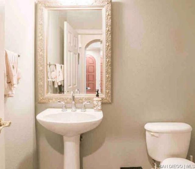 Image 11 of 56 For 6778 Caurina Ct