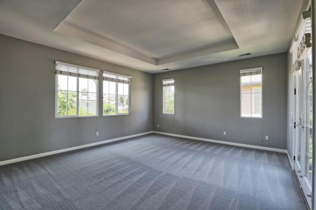 1250 Sunrise Drive, Gilroy CA: https://media.crmls.org/mediaz/52c14a38-9b64-4f47-afed-0971ecf8190a.jpg