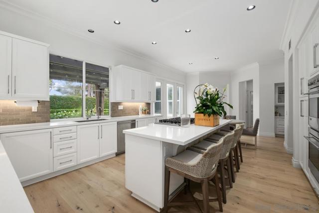 50 Whitehall, Newport Beach CA: https://media.crmls.org/mediaz/52c15f82-ee1c-477e-9aae-eaf6919f3558.jpg