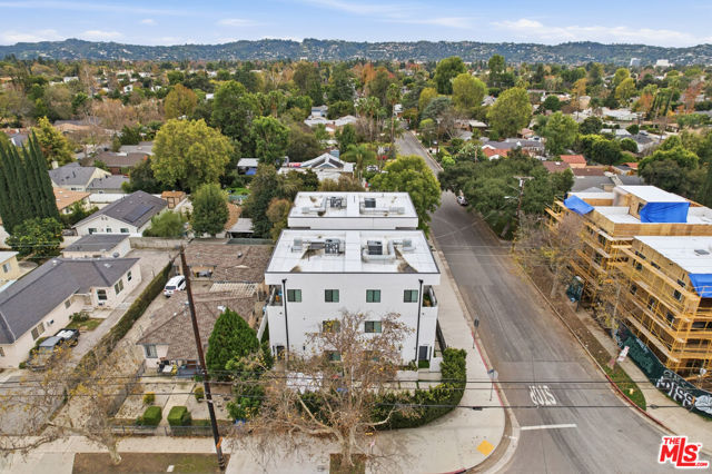 13822 Oxnard Street, Van Nuys CA: https://media.crmls.org/mediaz/52c2543d-1ccb-407b-a8a8-9d409ca0df78.jpg