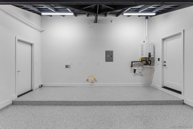 5576 Chelsea Ave, La Jolla CA: https://media.crmls.org/mediaz/52c27538-4024-4a64-8fcc-fce60728b403.jpg