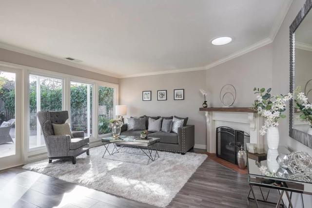 2665 Carolina Avenue, Redwood City CA: https://media.crmls.org/mediaz/52c2fde0-6c1c-43bd-9c90-69066452a96f.jpg