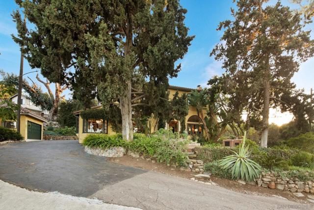 1115 S Mollison Ave, El Cajon CA: https://media.crmls.org/mediaz/52c3b342-7294-4d40-a3bd-da98fe5a0316.jpg