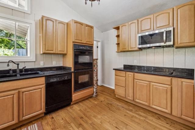Image 4 of 72 For 675 Blue Ridge Drive