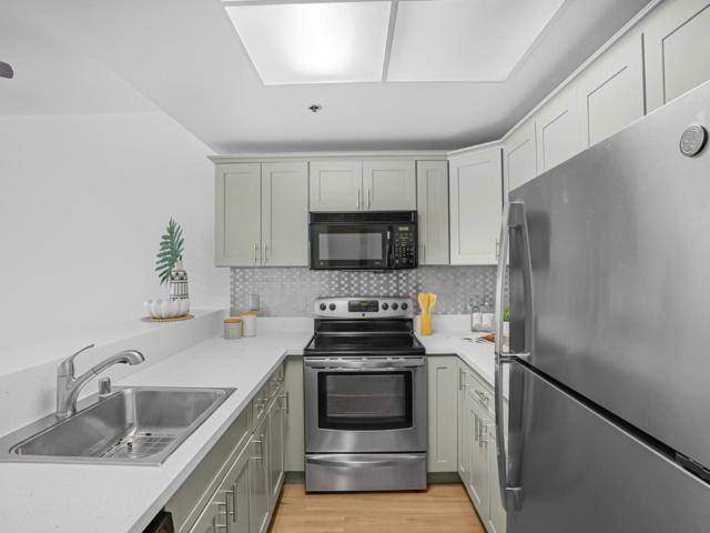 411 Park Avenue, San Jose CA: https://media.crmls.org/mediaz/52c3c699-a169-4429-b722-c922354b548b.jpg