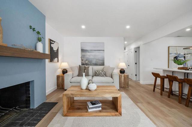 Image 7 of 39 For 954 Alla Avenue