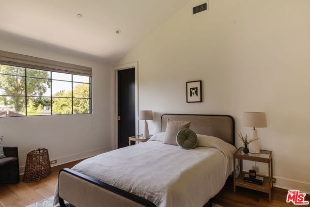 11734 Huston Street, Valley Village CA: https://media.crmls.org/mediaz/52c5a596-3781-4db7-b4d3-c5bbf749f74e.jpg