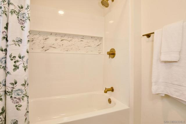 12525 Julian Avenue, Lakeside CA: https://media.crmls.org/mediaz/52c7cf81-2306-4dca-a300-0f4ce2036583.jpg