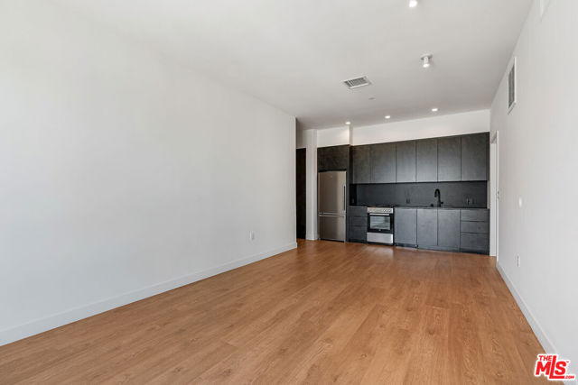 10700 Tabor Street, Los Angeles CA: https://media.crmls.org/mediaz/52c7d955-8346-4c5d-9d7d-66cb91c455f2.jpg