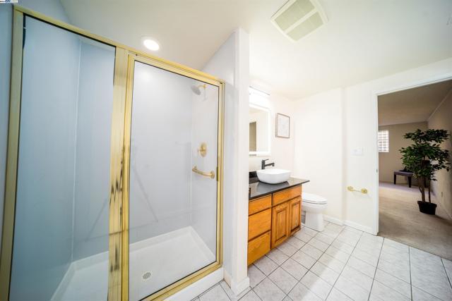 Image 43 of 52 For 4636 Serra Ave