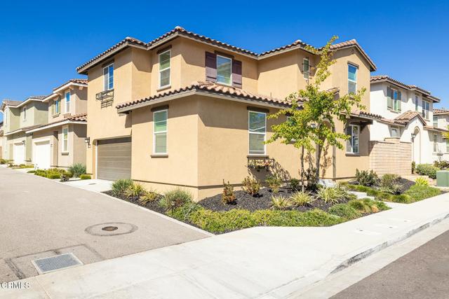 342 Fuerte Drive, Santa Paula CA: https://media.crmls.org/mediaz/52c82f8e-61c0-475e-9852-6688f9eae926.jpg