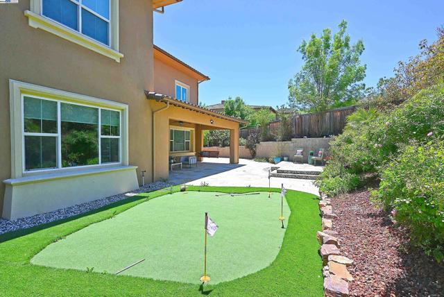 3009 Drysdale St, Danville CA: https://media.crmls.org/mediaz/52c9dd62-4389-4b7c-b2b5-9690085b2939.jpg