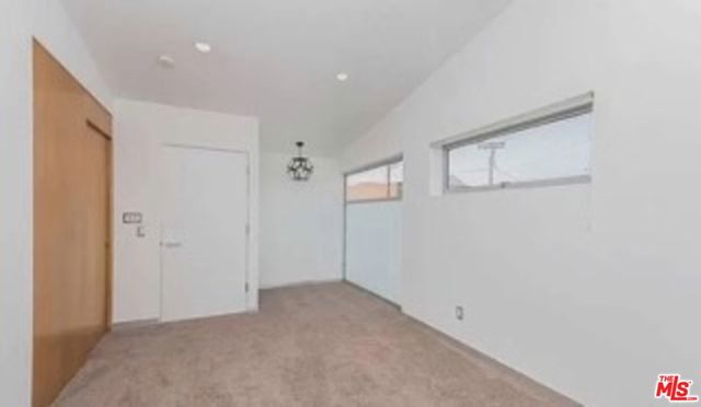 122 Mildred Avenue, Venice CA: https://media.crmls.org/mediaz/52ca9c35-ae6f-49e7-b3f3-9554db928062.jpg