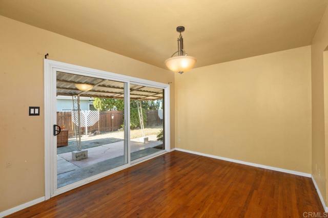 Detail Gallery Image 11 of 35 For 1650 Larwood Rd, Lemon Grove,  CA 91945 - 3 Beds | 2 Baths