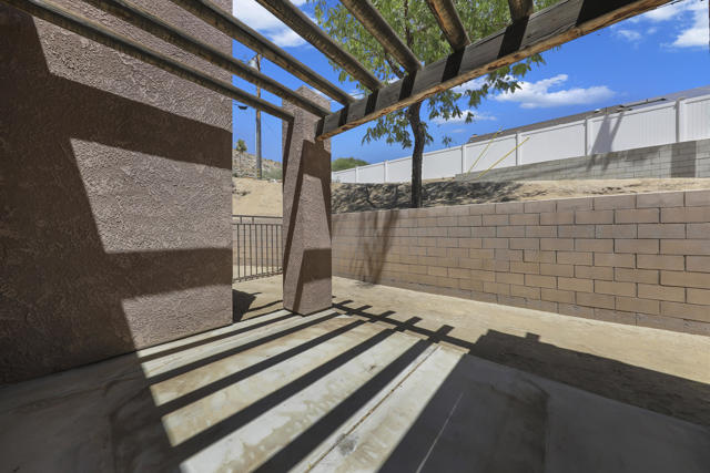 49110 Vista Drive, Morongo Valley CA: https://media.crmls.org/mediaz/52ccacb9-bc5d-41fc-a0ed-bacfcfb87d4f.jpg