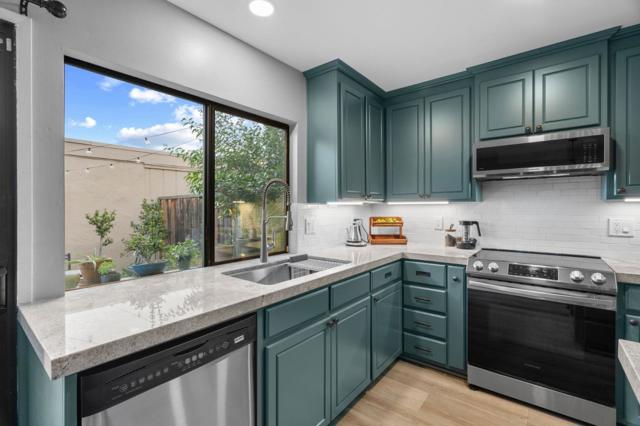 4586 Cimarron River Court, San Jose CA: https://media.crmls.org/mediaz/52cccb31-cac1-4dc4-afcb-cda26e7916a0.jpg