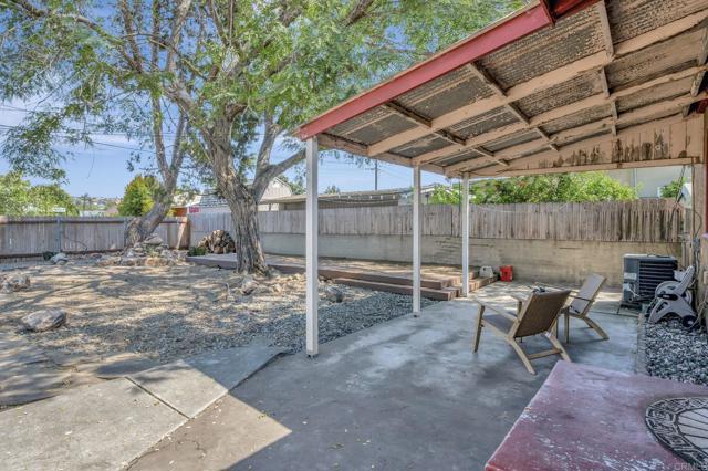 4371 Pomona Avenue, La Mesa CA: https://media.crmls.org/mediaz/52ccf13a-8569-4804-b117-ec91288caa76.jpg
