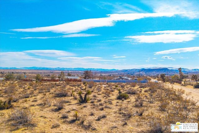 0 Perris Street, Yucca Valley CA: https://media.crmls.org/mediaz/52cd84fb-18ba-48cd-a8bb-591958526032.jpg