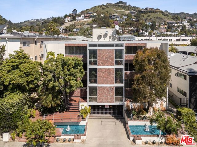 7949 Selma Avenue, Los Angeles CA: https://media.crmls.org/mediaz/52cdb9fc-d637-4d87-bd17-f5ec7db9b176.jpg