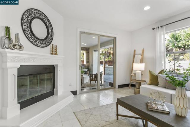 7509 Balmoral Way, San Ramon CA: https://media.crmls.org/mediaz/52ce1ebe-acdc-4f91-ba30-452610c65a94.jpg