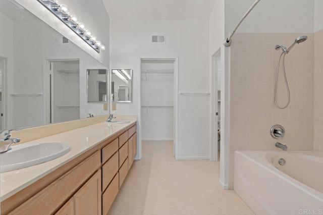 Detail Gallery Image 39 of 66 For 11080 Portobelo Dr, San Diego,  CA 92124 - 2 Beds | 2 Baths