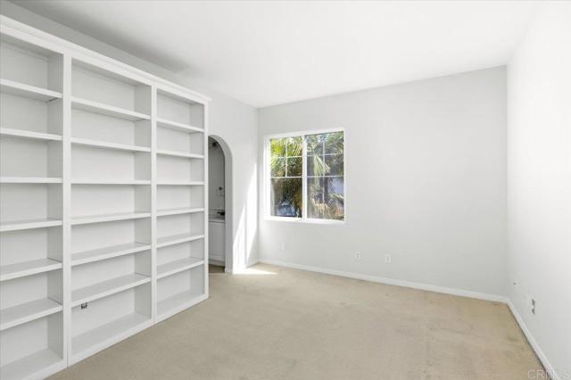 1328 Bulrush Court, Carlsbad CA: https://media.crmls.org/mediaz/52ceaff4-fba0-4768-b335-81143b49d519.jpg