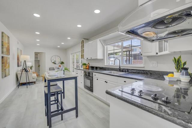 3517 Dahill Court, San Jose CA: https://media.crmls.org/mediaz/52cf17ec-30ee-4028-9a5d-92bfeb79bde6.jpg