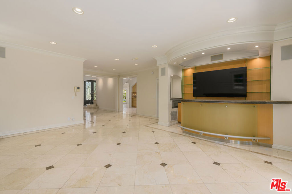 MLS #26833369 image #9