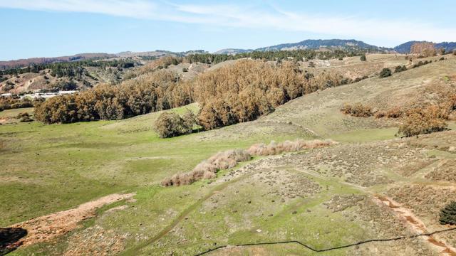 0 Upper Terrace Avenue, Half Moon Bay CA: https://media.crmls.org/mediaz/52cfeac2-6695-426d-b5ac-be244d1de9af.jpg