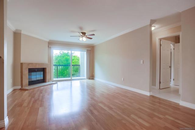 3513 Caminito Sierra, Carlsbad CA: https://media.crmls.org/mediaz/52d0709a-dbab-4b08-a8c6-718b53b65326.jpg
