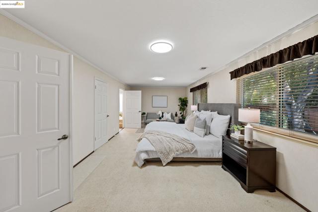 Image 25 of 60 For 921 Rock Canyon Cir