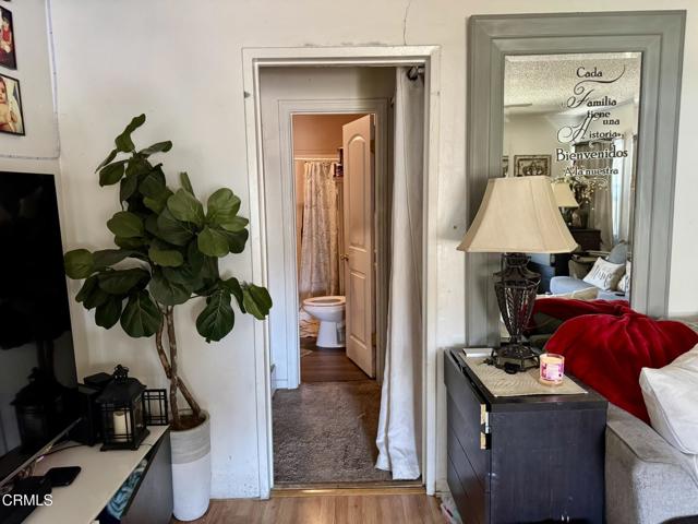 120 Palm Drive, Camarillo CA: https://media.crmls.org/mediaz/52d50abe-6a06-4237-b219-cd20201342f2.jpg