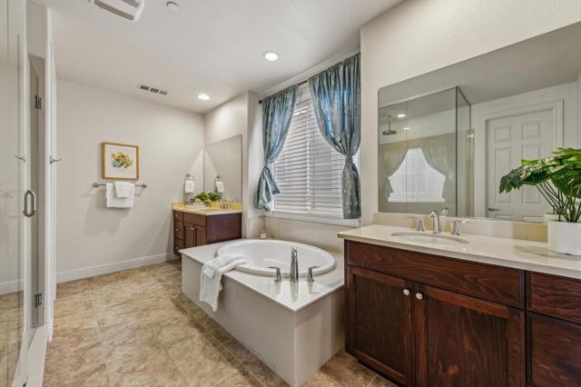 6052 Alpine Blue Drive, San Ramon CA: https://media.crmls.org/mediaz/52d51343-499d-4f63-a576-5d5d0e747e2b.jpg