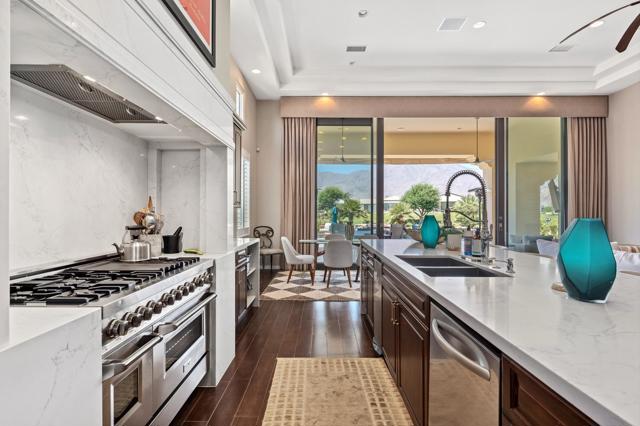 81639 Andalusia, La Quinta CA: https://media.crmls.org/mediaz/52d7155f-04bf-43e7-86d2-75cdaf894526.jpg