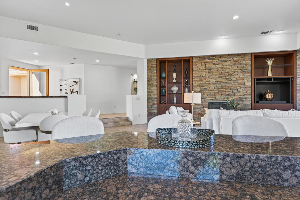 MLS #219138527DA image #13